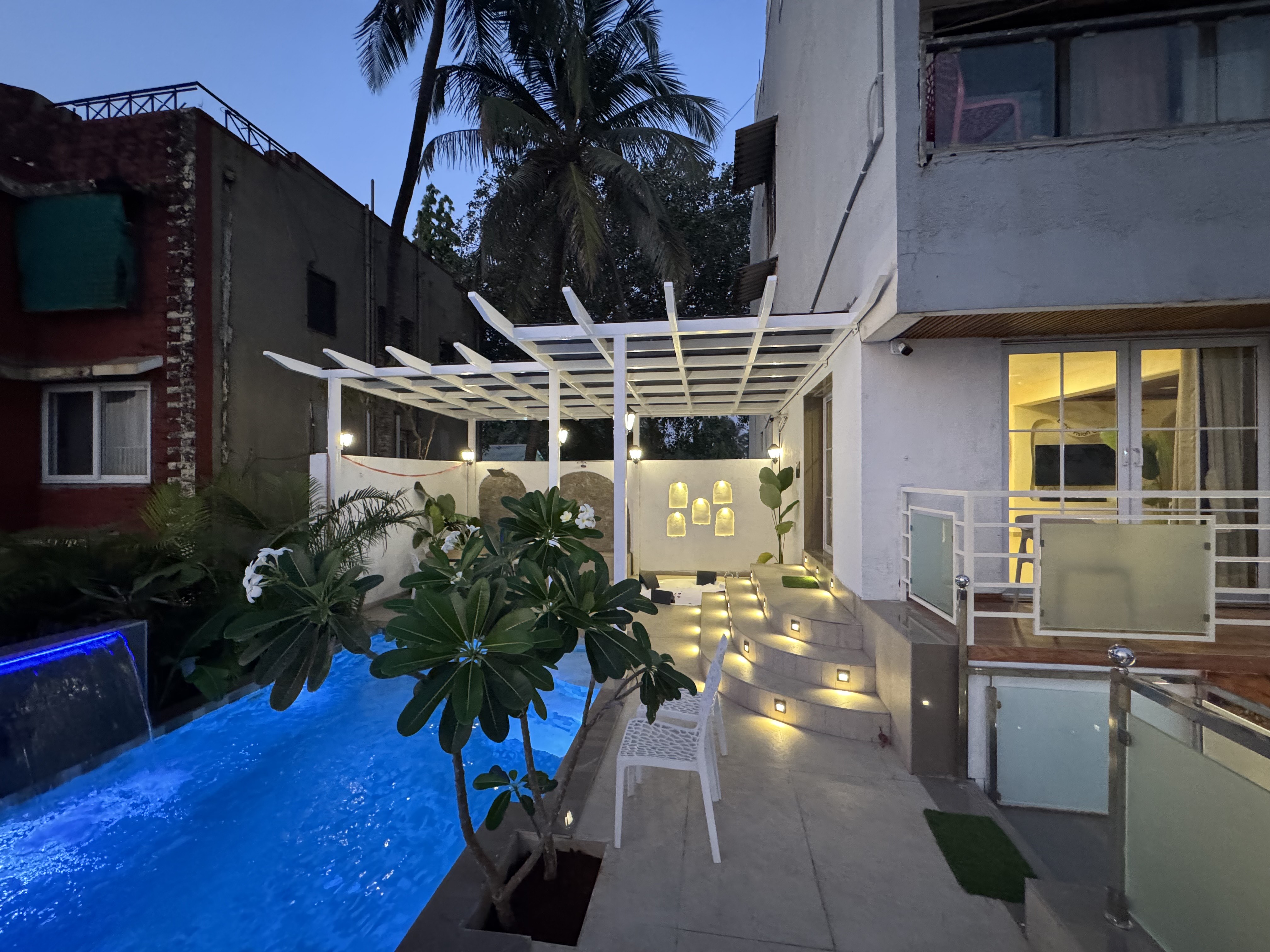 Seaview Serenity Villa Exterior